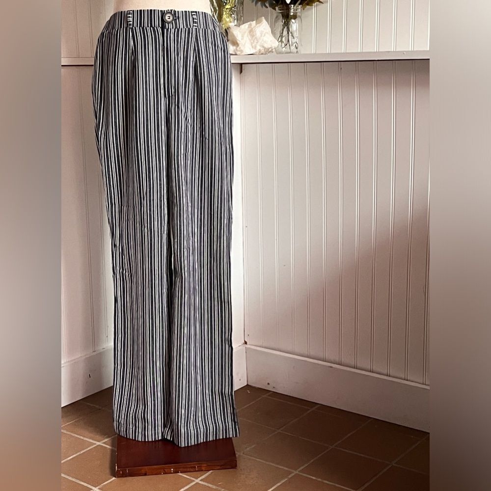 Wide-Leg Striped Pants – Size Small